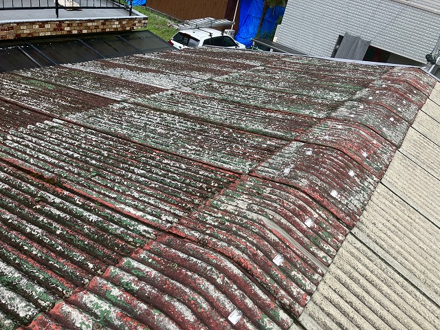 屋根の状態確認を実施